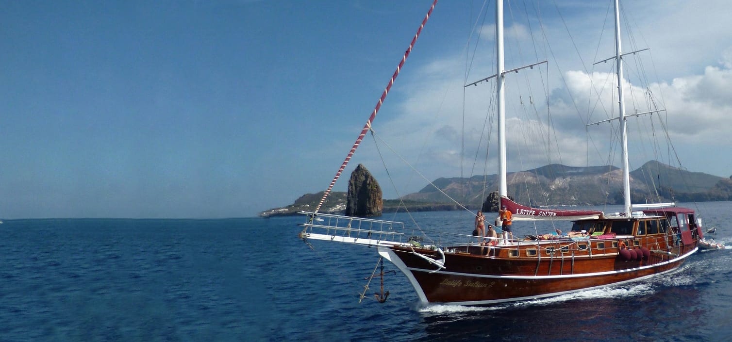 gulet charter sicily